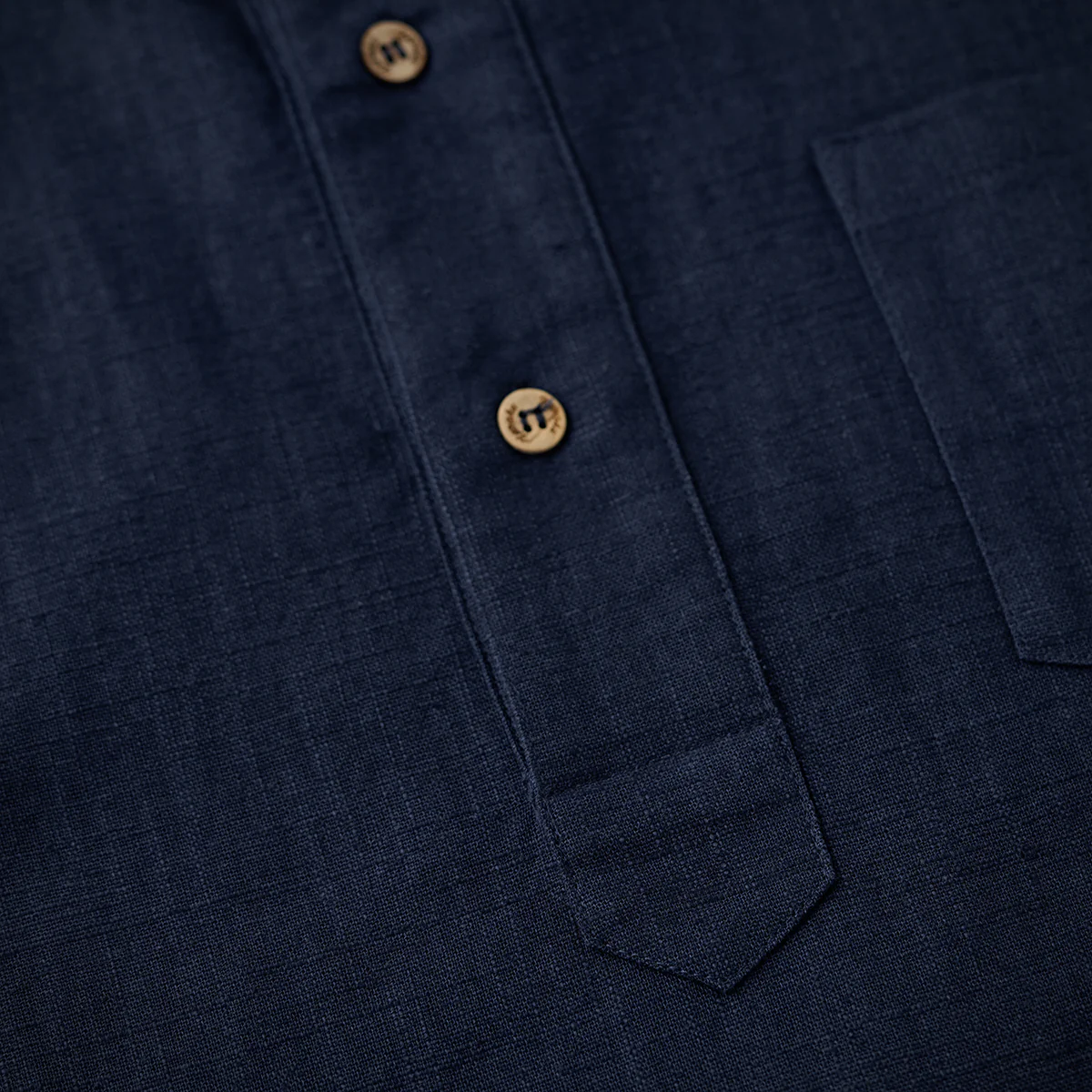 NAVY ハーフボタンコットンリネンポロシャツ - Image 13
