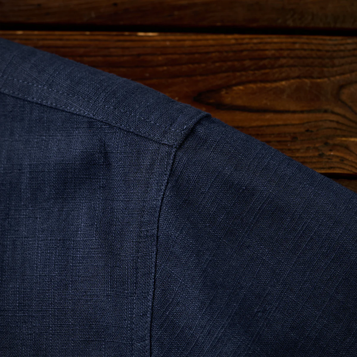 NAVY ハーフボタンコットンリネンポロシャツ - Image 15